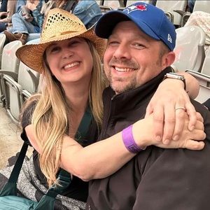 Meet your Posher, Tzena